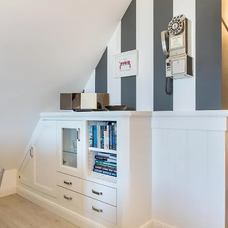 Daire Landhaus Berthinbleeg Die Syltlounge Wenningstedt-Braderup